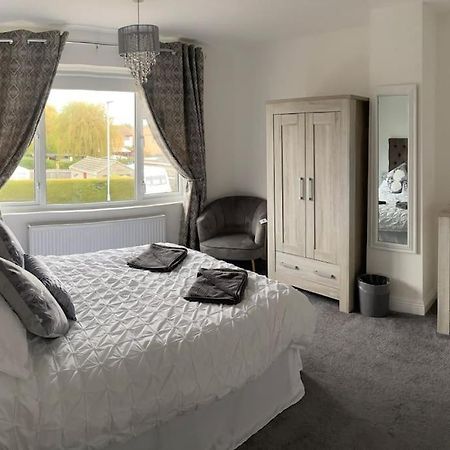Modern 4 Bedroom House In Weymouth Sunny Corner Екстер'єр фото