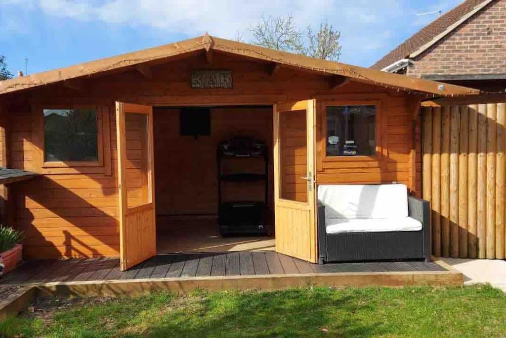 Modern 4 Bedroom House In Weymouth Sunny Corner Екстер'єр фото