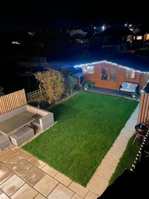 Modern 4 Bedroom House In Weymouth Sunny Corner Екстер'єр фото