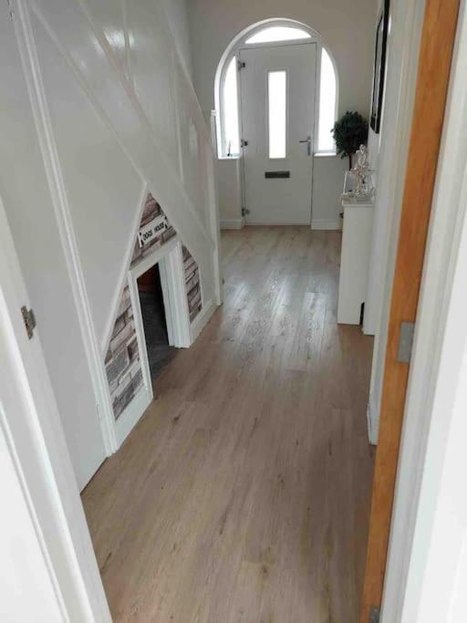 Modern 4 Bedroom House In Weymouth Sunny Corner Екстер'єр фото