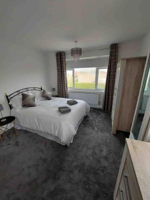 Modern 4 Bedroom House In Weymouth Sunny Corner Екстер'єр фото