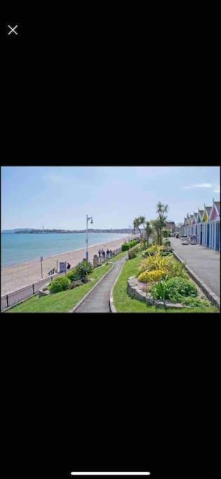 Modern 4 Bedroom House In Weymouth Sunny Corner Екстер'єр фото